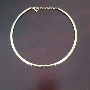 Elegant Gold Choker Necklace